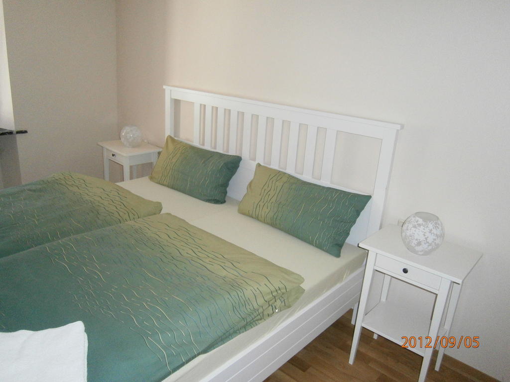 Hotel Pension Café Am Rheinsteig à Leutesdorf Chambre photo